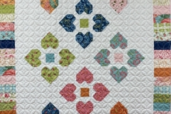 Sweet-Blooms-Crib